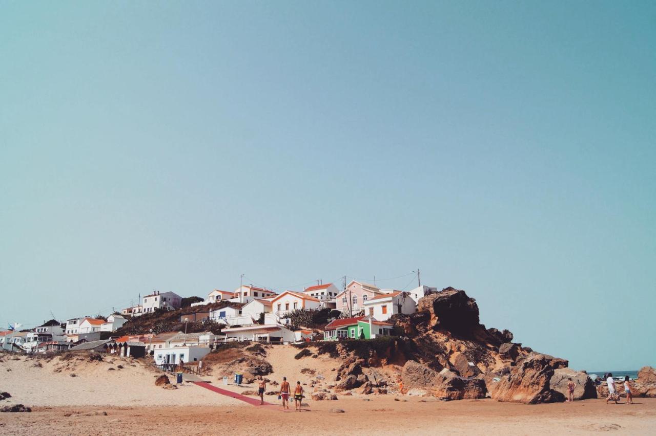 The Lighthouse Hostel Arrifana Aljezur Extérieur photo